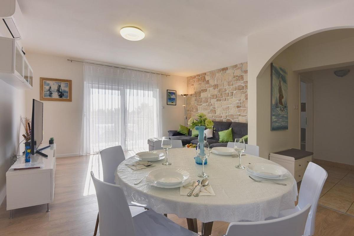 Apartment Zajec เปรมันตูรา ภายนอก รูปภาพ
